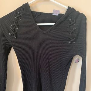 No boundaries black ribbed hoodie size XS NWT